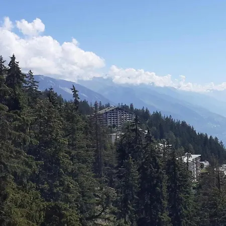 Near Slopes Apartment